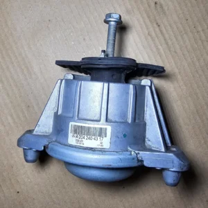 Mercedes-Benz C-Class W204 Engine Mounting LH – A2042404317